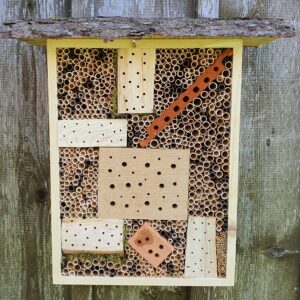 Insektenhotel Mittel
